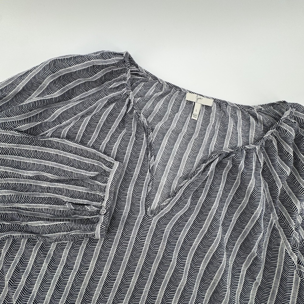 Joie Navy Blue White Chevron Stripe Cotton Split Neck Blouse Top Large